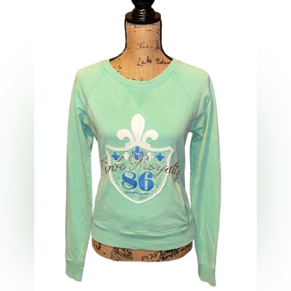 Victoria‎ Secret PINK Distressed sweatshirt size XS